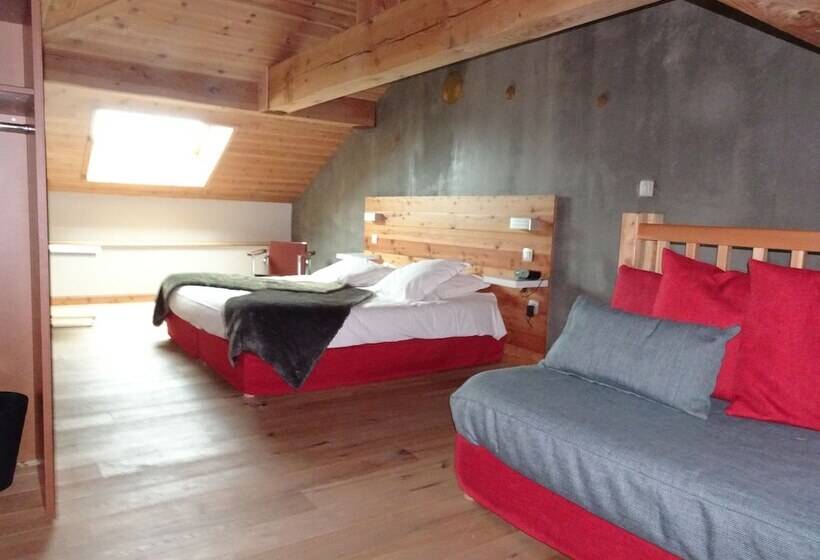 جناح جونيور, Anova Hotel & Spa