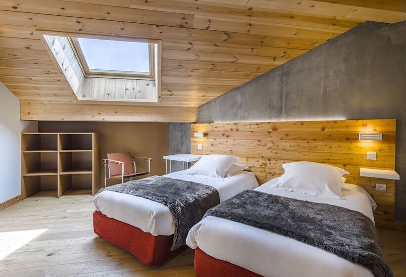 جناح جونيور مزوَّد بشرفة, Anova Hotel & Spa