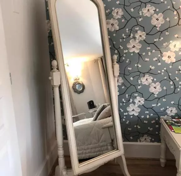 ジュニアスイート, Auberge Du Lac