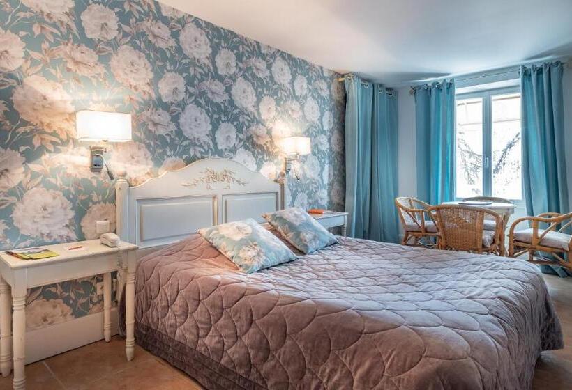 Семейный Номер, Auberge Du Lac