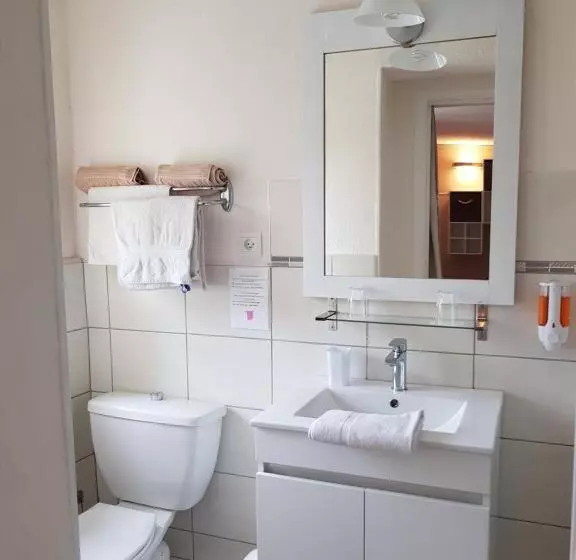 Quarto Quádruplo Estandar, Auberge Provençale
