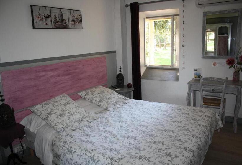 Номер Стандарт Трехместный, Auberge Provençale