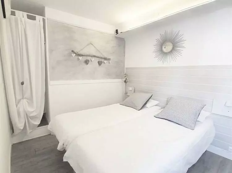 Quarto Estandar, Auberge Provençale