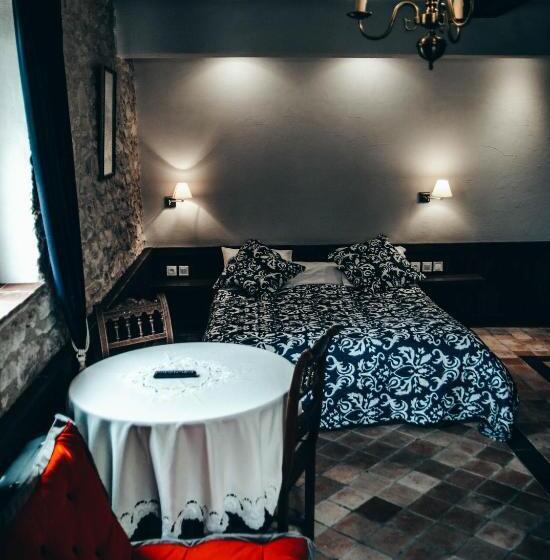 חדר סטנדרט, מיטת קינג, מותאם לאדם עם מוגבלויות, Domaine De Vareilles