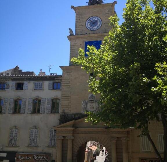 Номер Стандарт, Grand Hôtel De La Poste