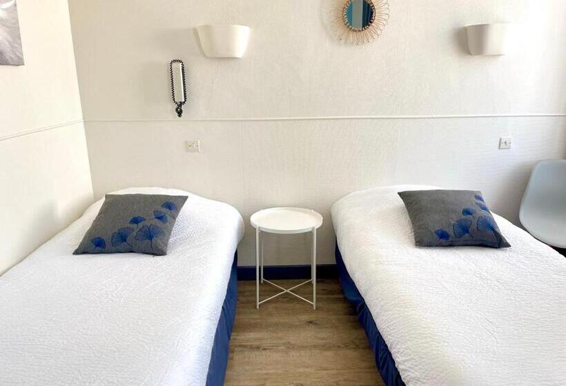 패밀리 룸, Grand Hôtel De La Poste