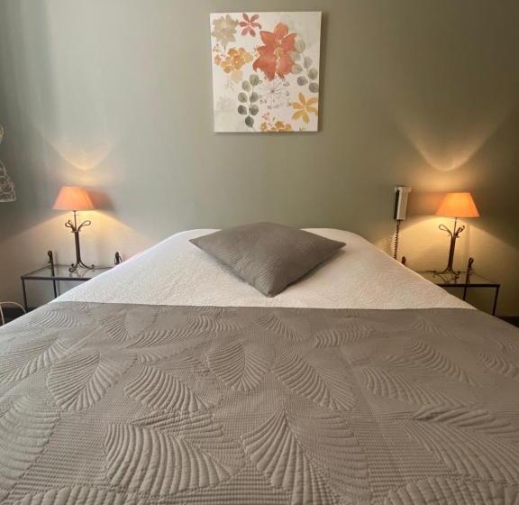 스위트, Grand Hôtel De La Poste