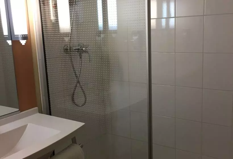 ダブルベッドスタンダードルーム, Ibis Dijon Sud