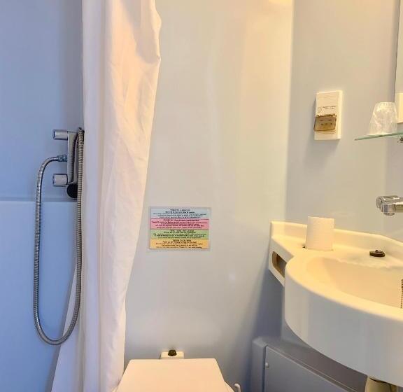 컴포트 룸, Le Centre