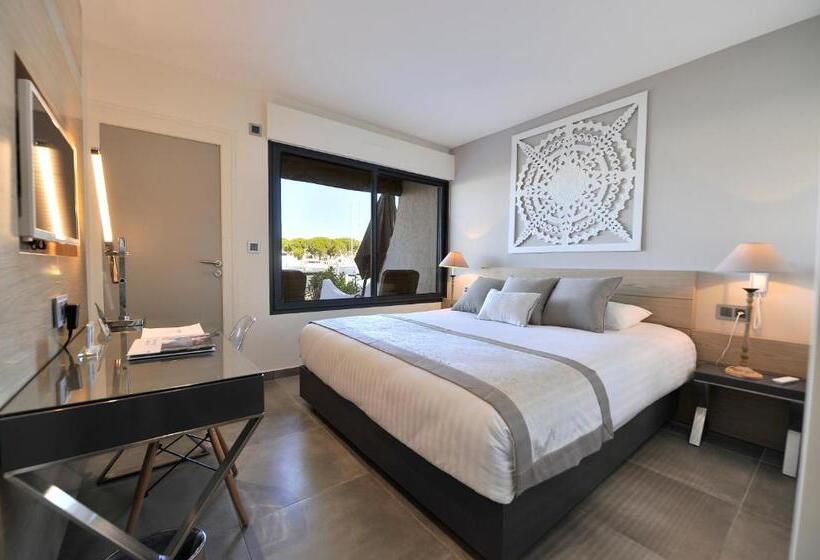 스탠다드 룸, Le Spinaker