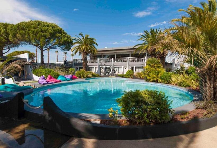 스탠다드 룸, Le Spinaker