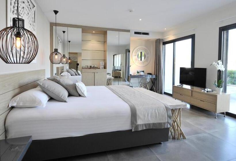 디럭스 주니어 스위트, Le Spinaker