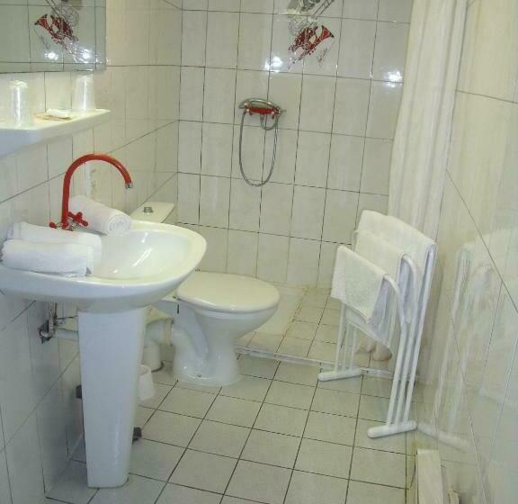 غرفة قياسية, Le Sully