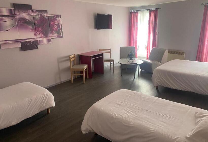 غرفة قياسية رباعية, Le Sully