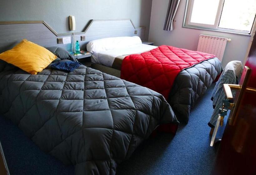 Standard 3 Pers. Værelse, Logis La Rose Des Vents