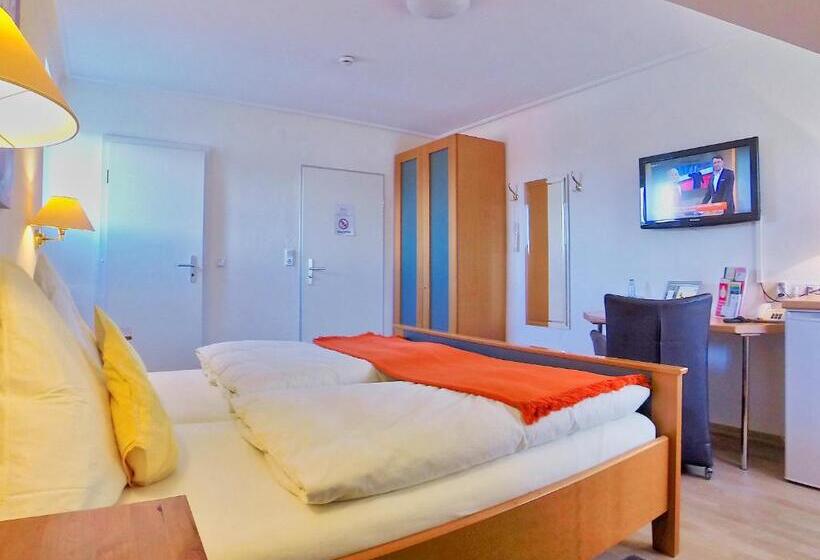 스탠다드 룸, Maurer