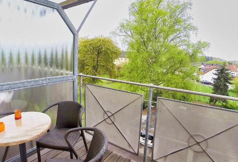 스탠다드 발코니 룸, Maurer