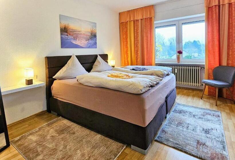 침실 3개 아파트, Maurer