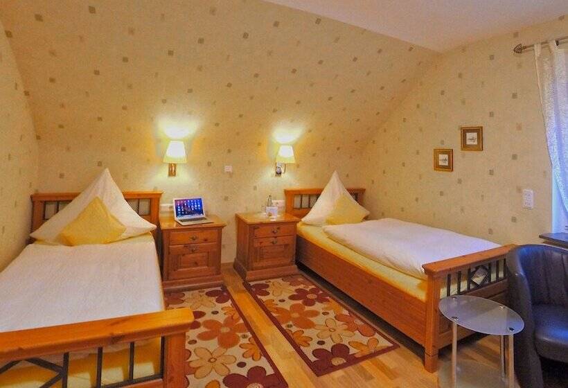 스탠다드 룸, Maurer