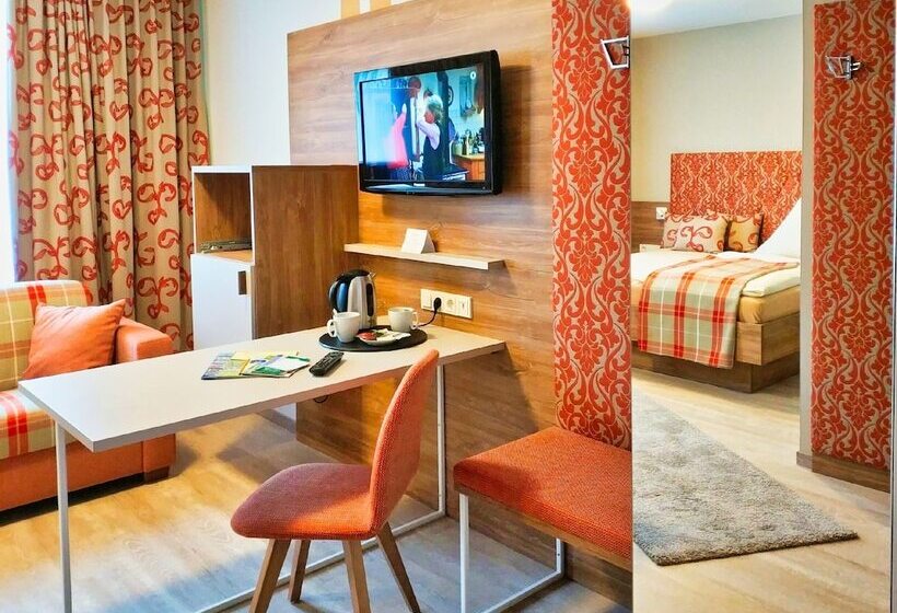 디럭스 룸, Maurer