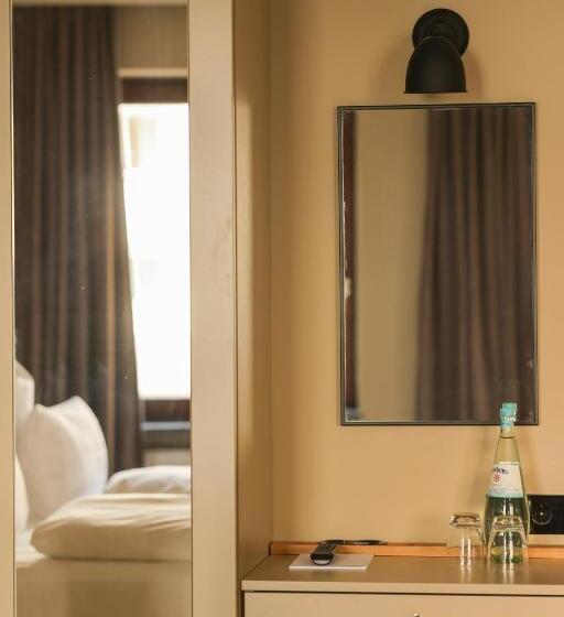 Superior suite with balcony, Mimosa