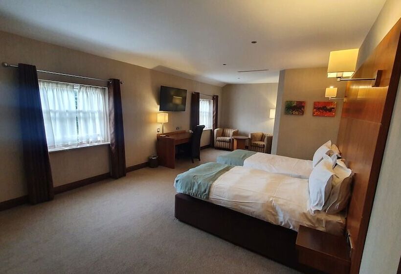 غرفة تنفيذية, Owston Hall