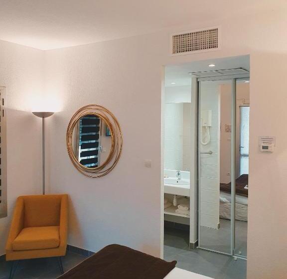 חדר סטנדרט, Patio De Violette