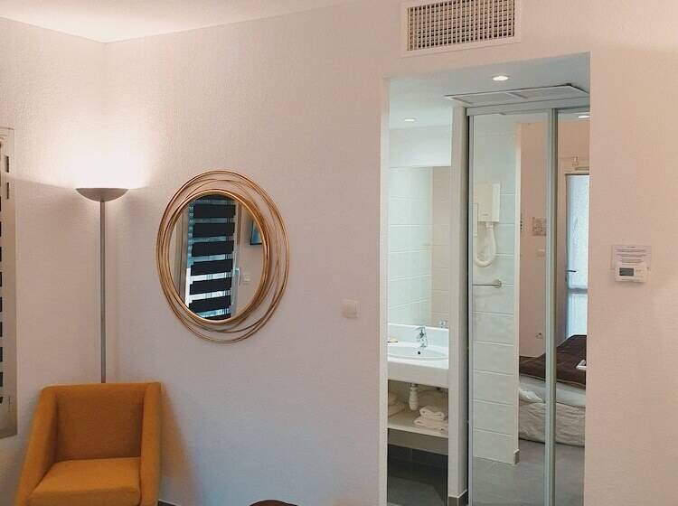 חדר סטנדרט, Patio De Violette