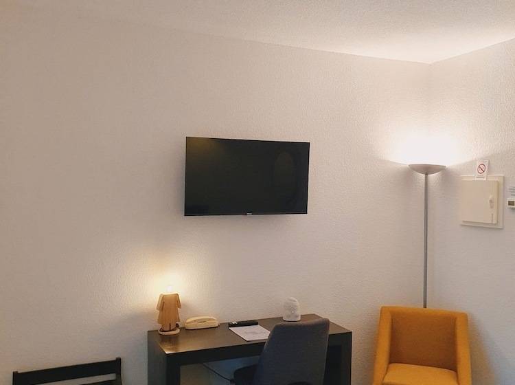 חדר סטנדרט, Patio De Violette