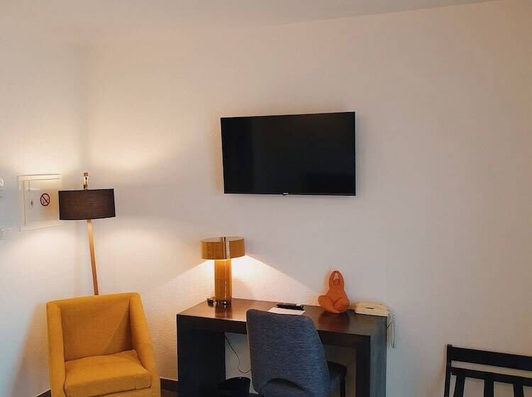 חדר סטנדרט, Patio De Violette