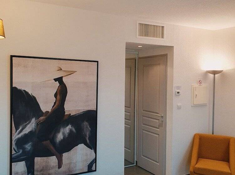 חדר סטנדרט, Patio De Violette