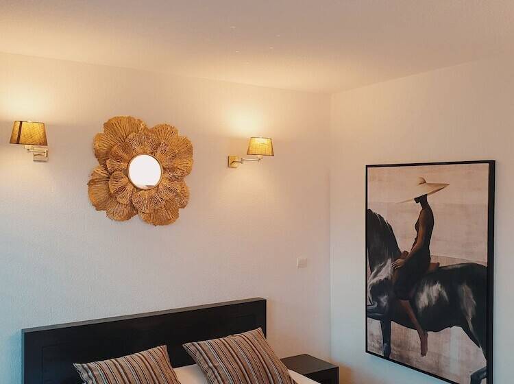 חדר סטנדרט, Patio De Violette