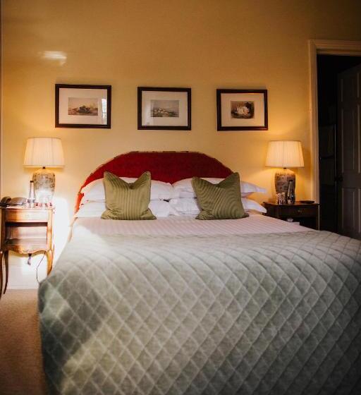 غرفة قياسية, The Farmhouse At Redcoats