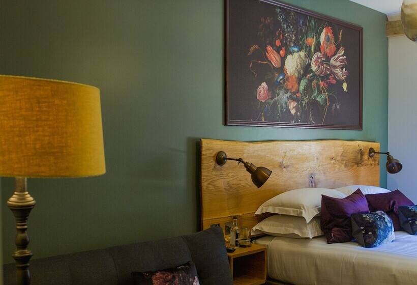 غرفة سوبيريور, The Farmhouse At Redcoats