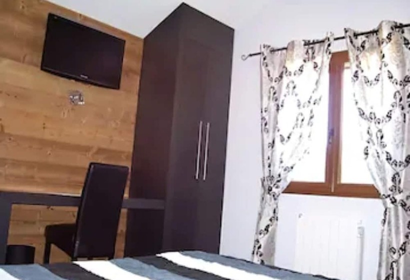 Quarto Estandar, Restaurant Le Regal