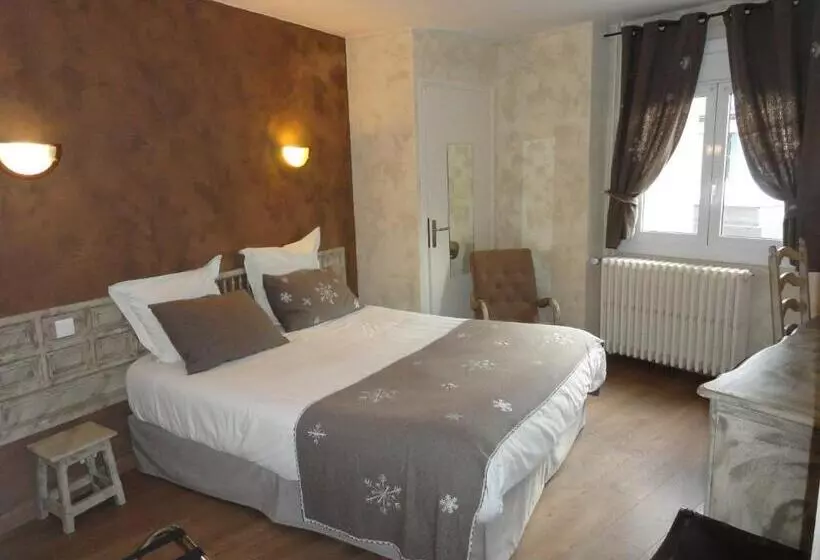Family Junior Suite, Logis Hotel Restaurant Planes