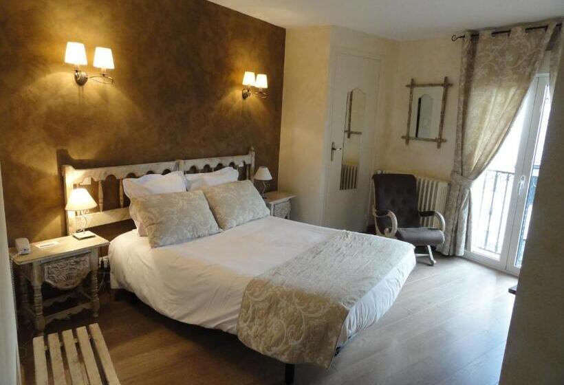 جناح جونيور عائلى, Logis Hotel Restaurant Planes