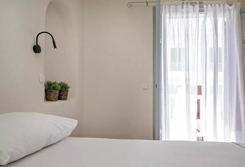 استودیوی استاندارد, Onar Hotel And Suites