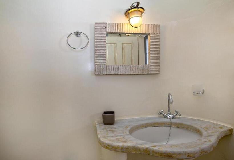 Студия Стандарт, Onar Hotel And Suites