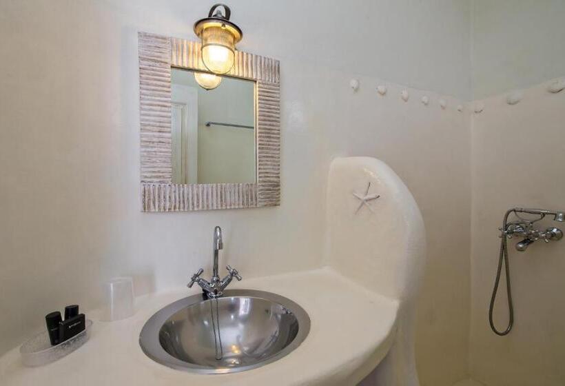 Студия Стандарт, Onar Hotel And Suites