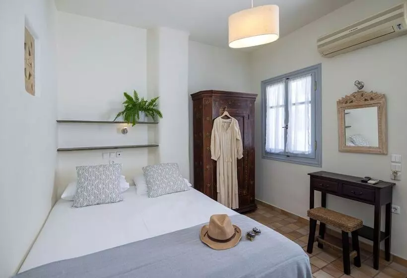 استودیوی سوپریور, Onar Hotel And Suites