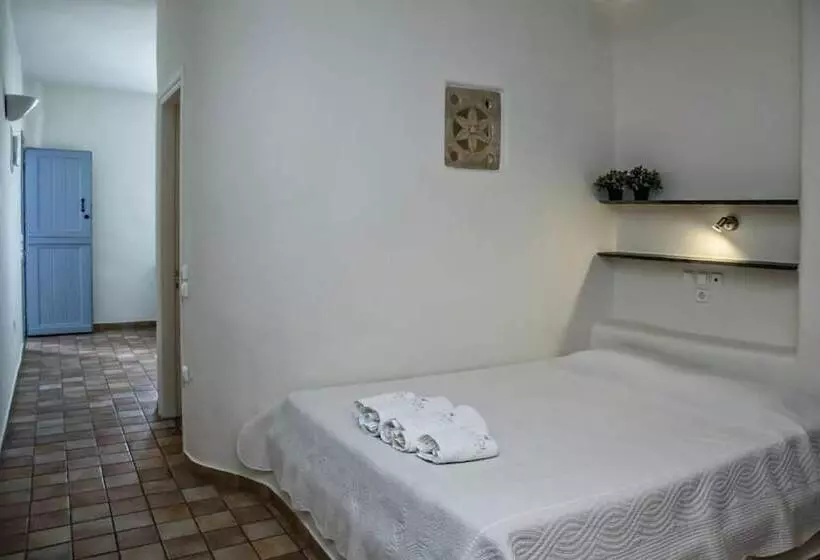 استودیوی سوپریور, Onar Hotel And Suites