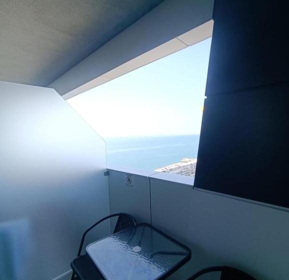 استودیو استاندارد با بالکن, Alliance Palace