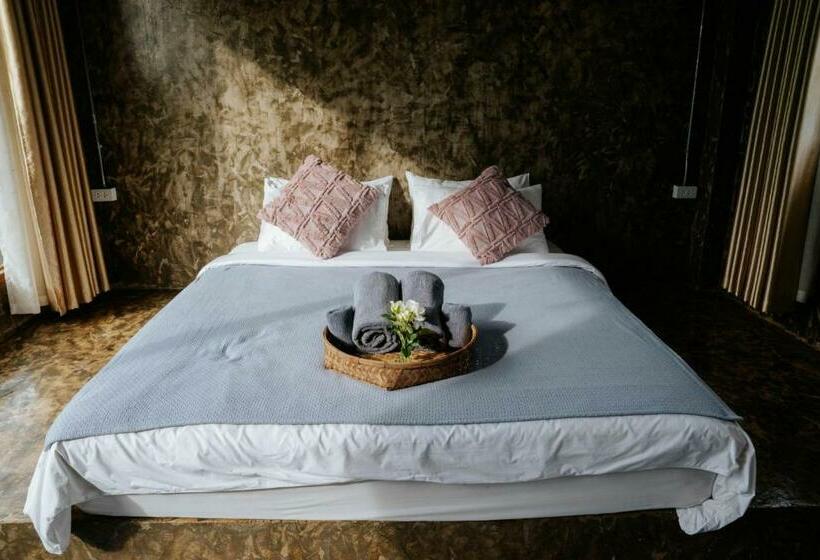 חדר דחוקס עם מיטת קינג, Loftpua ลอฟท์ปัว