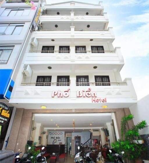 اتاق خانوادگی با چشمانداز دریا, Phố Biển