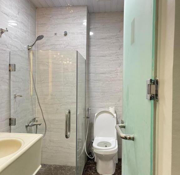 סוויטת 3 חדרי שינה, فندق إيلاف الشرقية