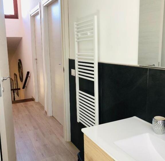 סוויטת ג'וניור נוף לים, B&b Blumarine