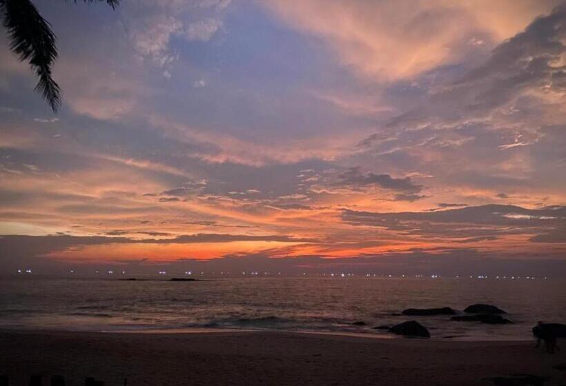 חדר סטנדרט עם מרפסת, Madampa Ganga Villa