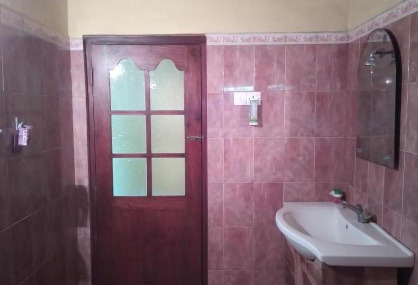 Номер Стандарт с Балконом, Madampa Ganga Villa
