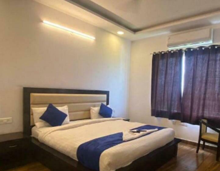 Номер Deluxe, White Rock